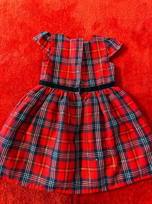 Primark коледна рокля 18-24м.