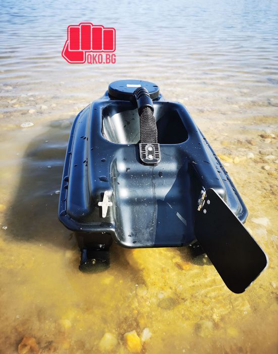 лодка за захранка Boatman actor с добавен автопилот първата генерация