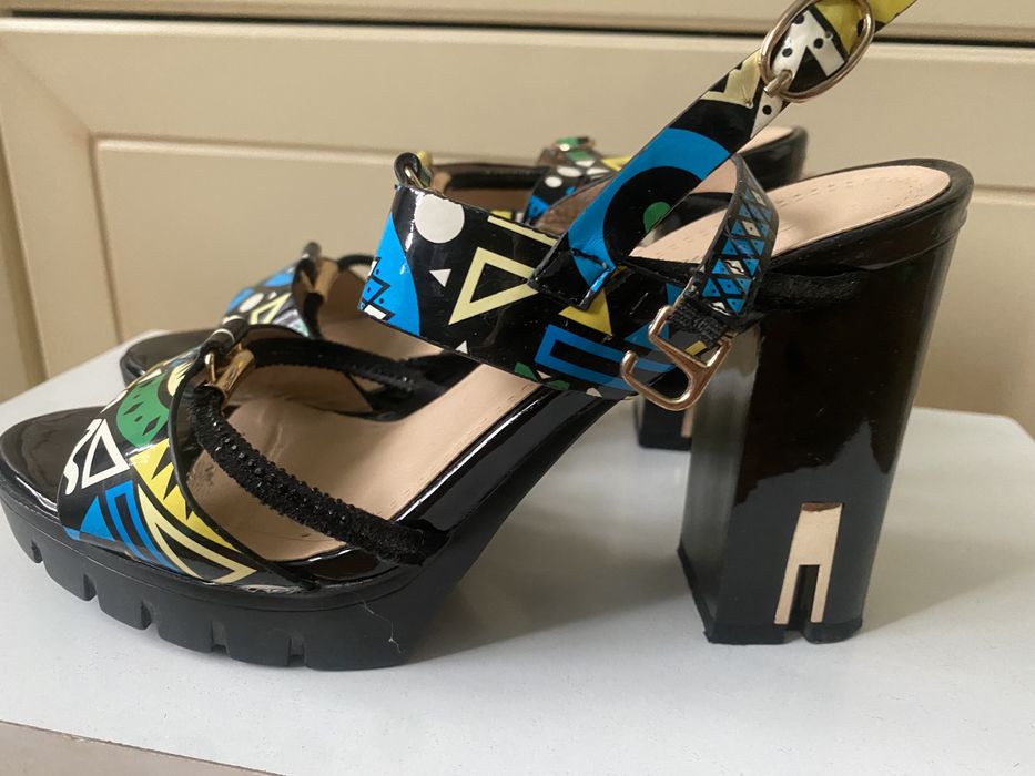 Босоножки 36-36,5 размер