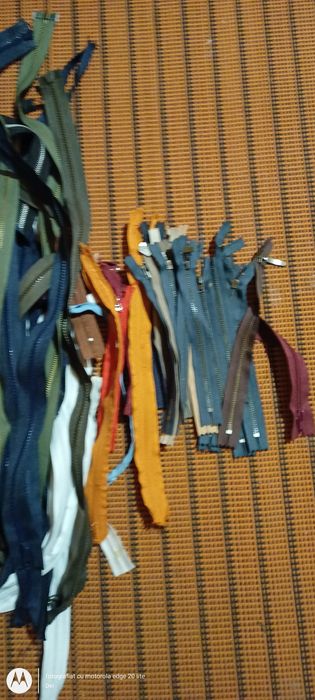 Fermoare diferite mărimi