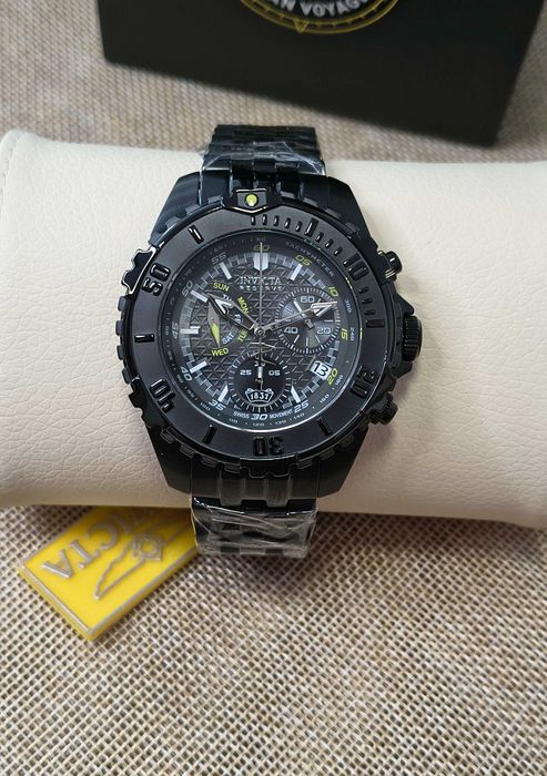Ceas Invicta Reserve Black Dial Chronograph IN-50995-Barbati