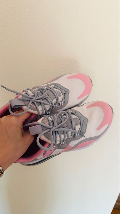 Nike Air Max 270 React