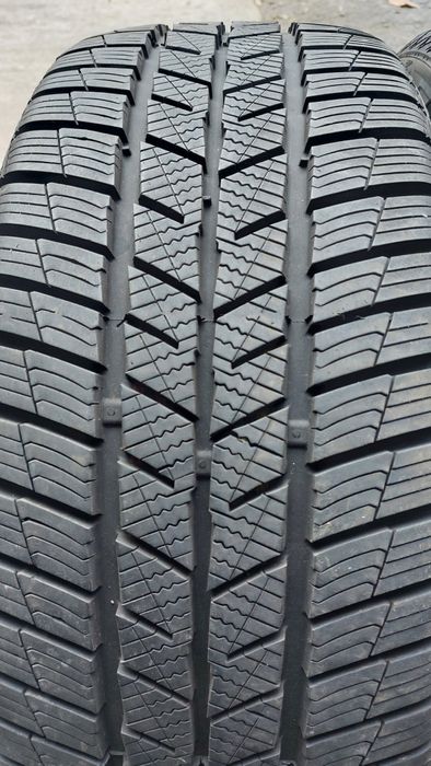 Зимни гуми 225/45/18 Barum Polaris 5 2 броя