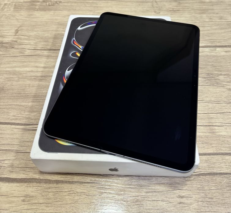 Prodam idyal Ipad Pro 11 M4 256GB