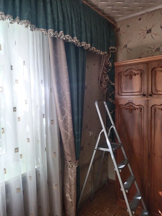 Шторы. Возможна отправка почтой.