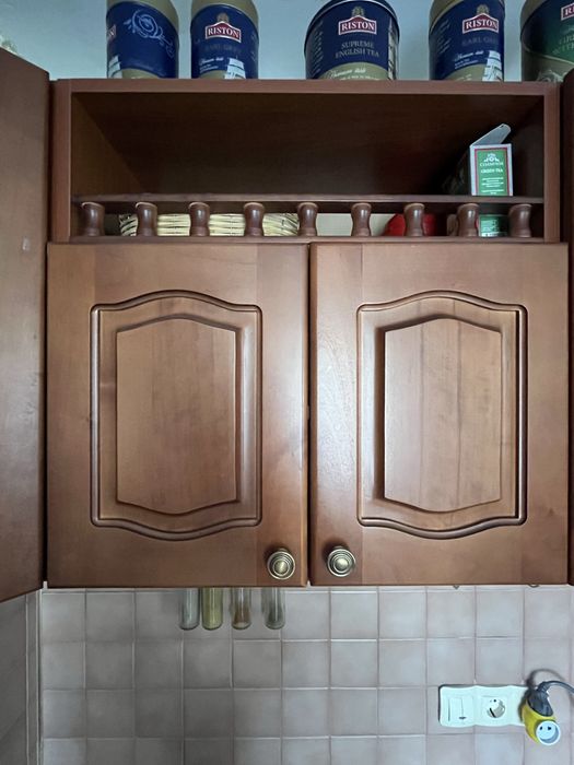 Продаю кухню ( береза фасад).