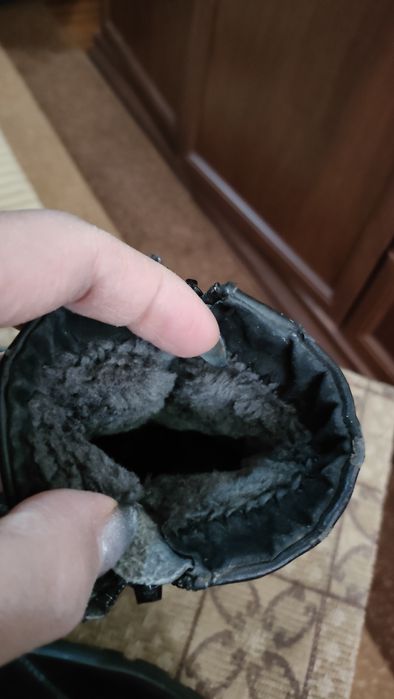 Тёплые сапоги для мальчика, размер 29.