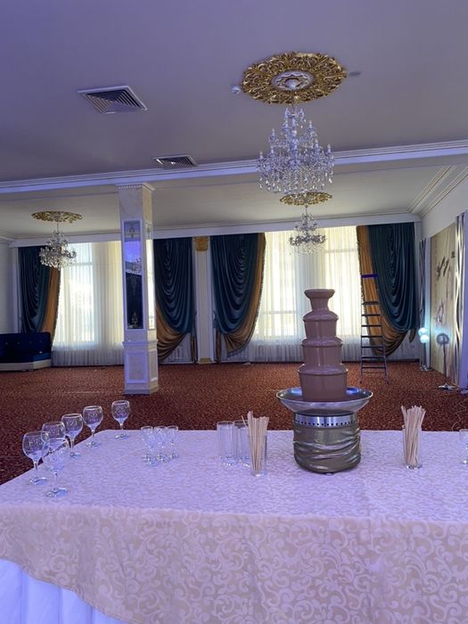 Фонтан шоколадный