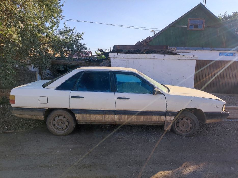 Продам Ауди 100 с3 не находу