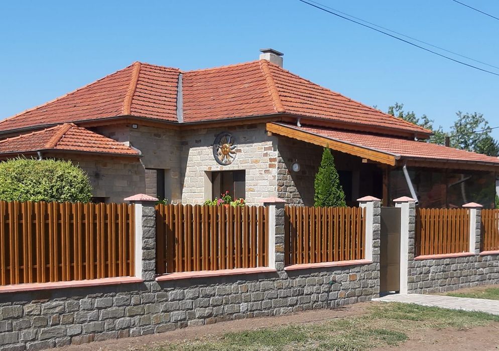 Метални вертикални профили ограда Класик -ОградкиБГ