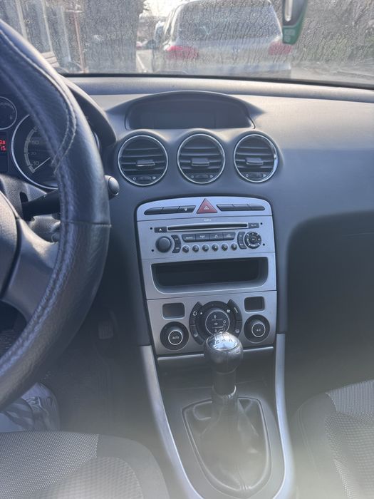 Vând Peugeot 308 1.6VTi