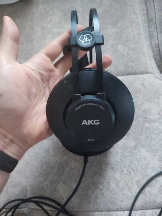 Проводные наушники AKG K-52