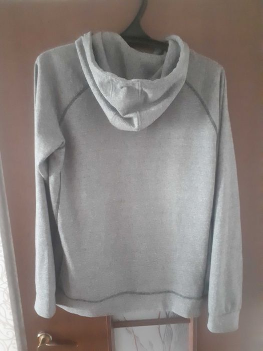 Продам худи с капюшоном