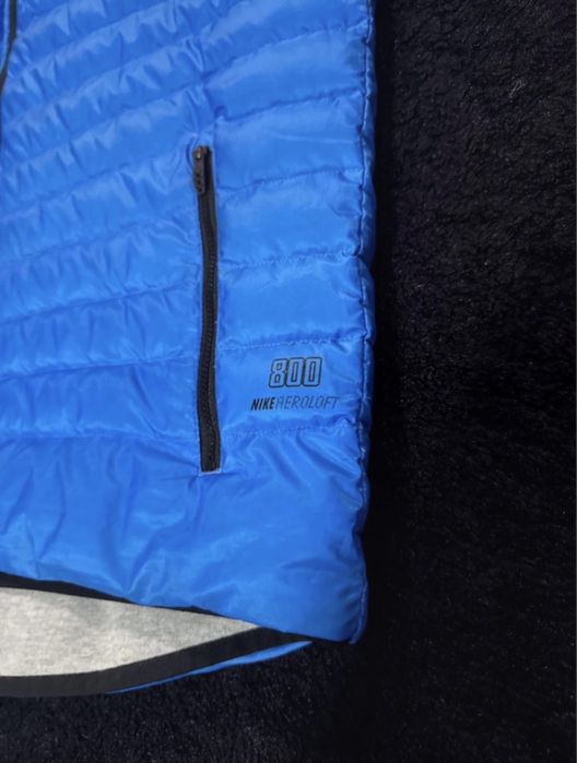 Nike Aeroloft 800 Tech Fleece Windrunner Jacket Reversible