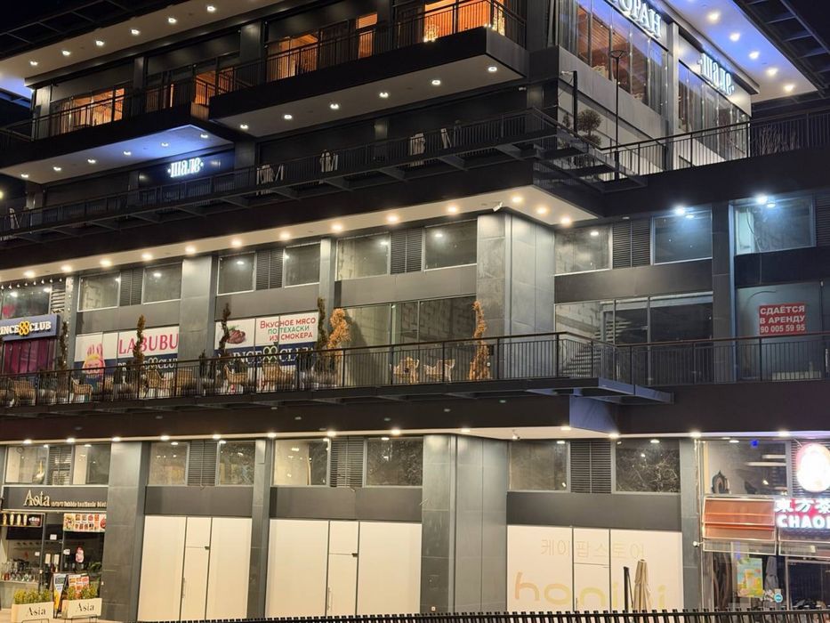 ТРЦ Сеул Мун нежилое помещение 85кв.м второй этаж высота 8м срочно