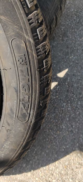 Anvelope iarnă cu jante tablă