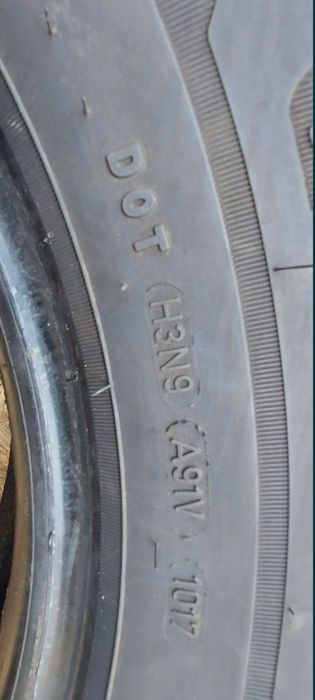 Anvelopa  225/75 R16C Goodyear 235/45 R18 98Y