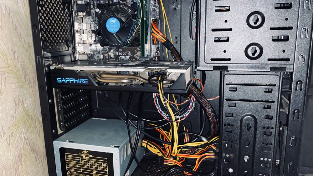 Cooler Master Компютър Нов