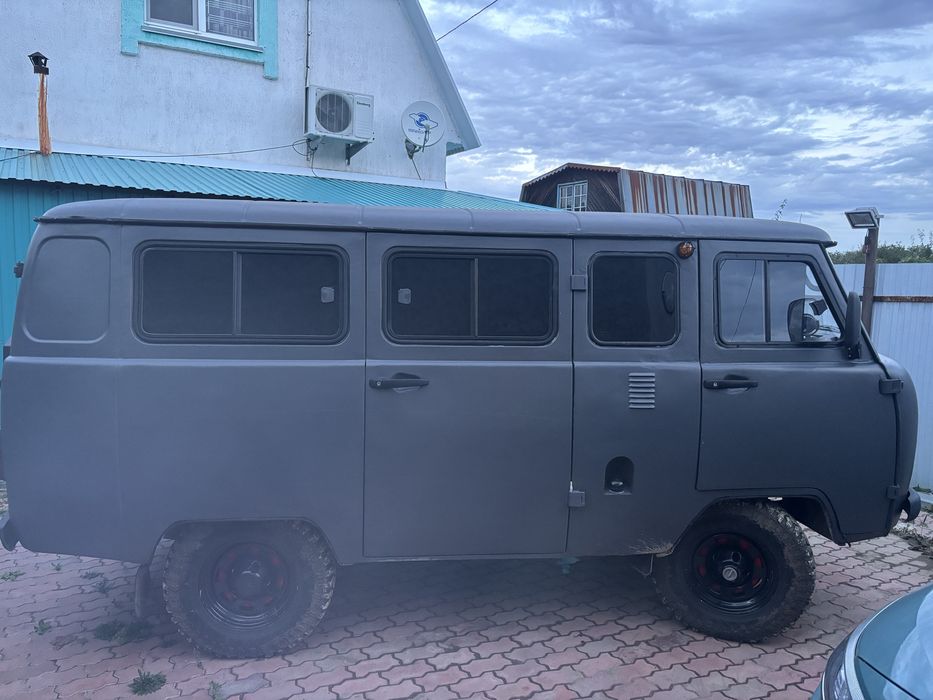 Продам уаз буханку 2206