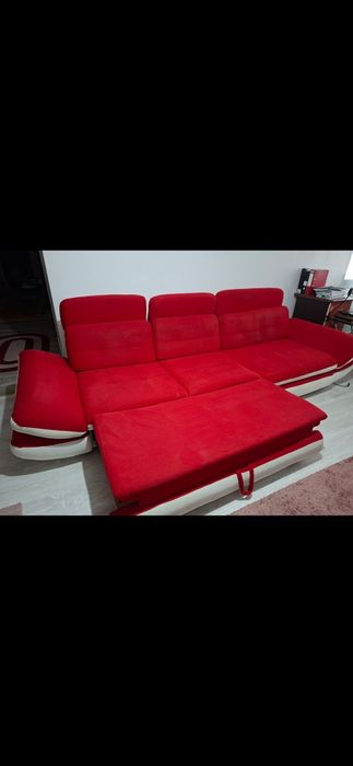 Canapea in stare foarte bună