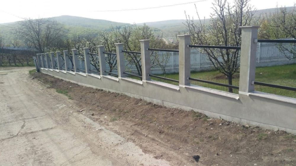 construim garduri  și porțile la cerința clientului