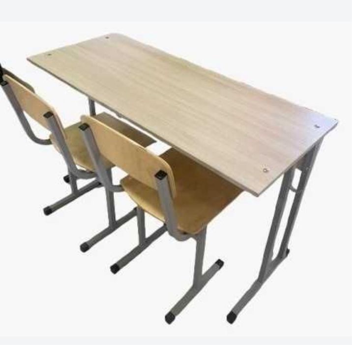 Продается парта школьная