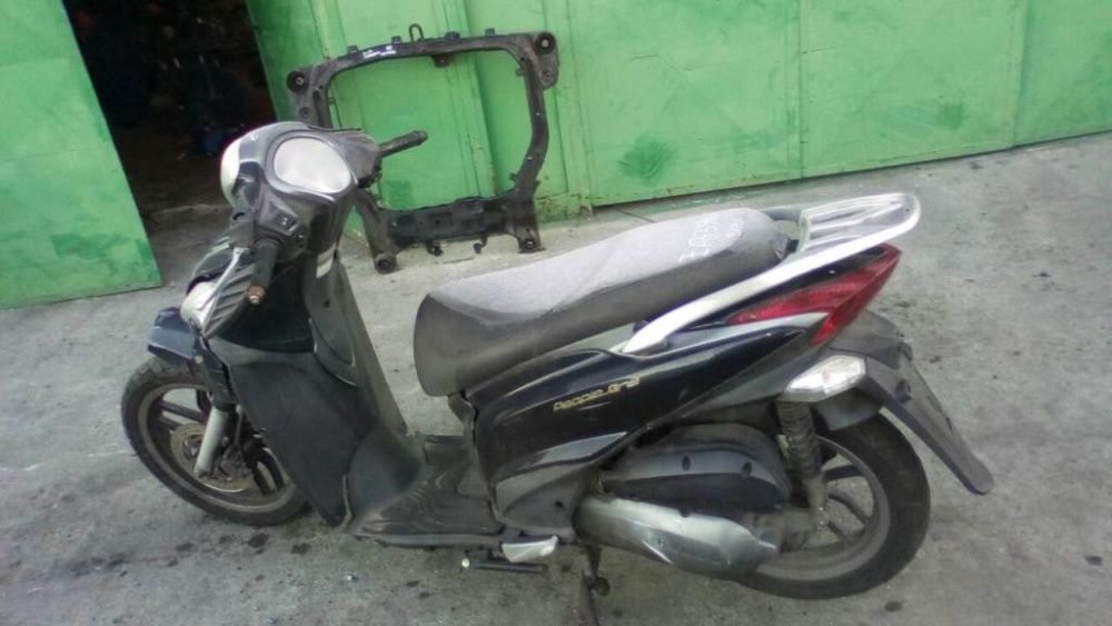Скутер Кимко пипъл лан 2015(kymco peopole one 125)-на части