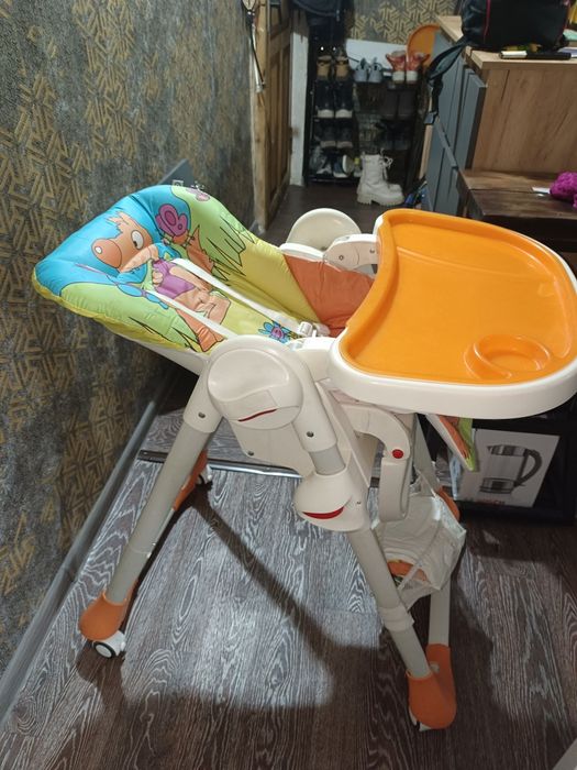 Стульчик для кормления