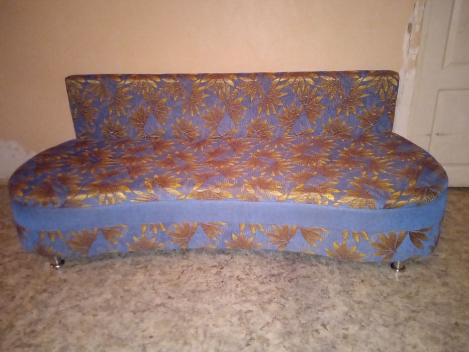 Продам диван б/у