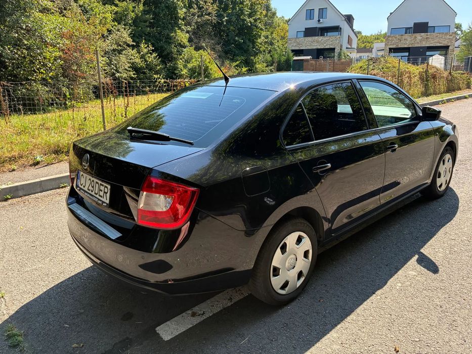 Skoda RAPID Climatronic | Scaune incalzite | Senzori parcare | Pilot automat