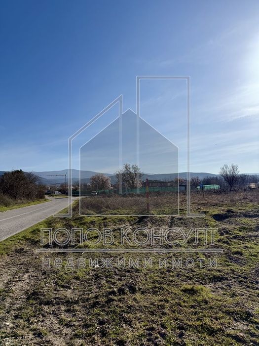 Парцел в Пловдив, област-с.Марково площ 6368 цена 649536