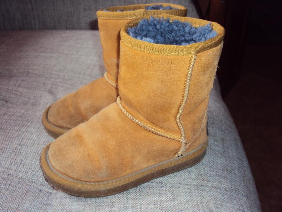 Угги 30 р-р. Можно и девочке, и мальчику.