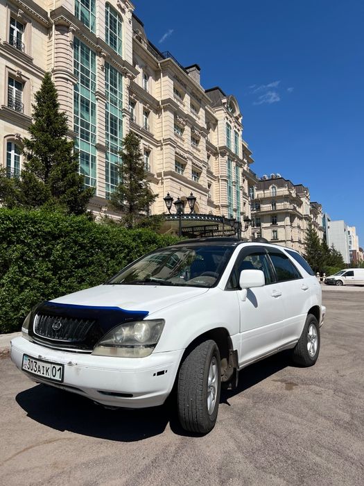 Срочно  кроссовер Lexsus RX 300