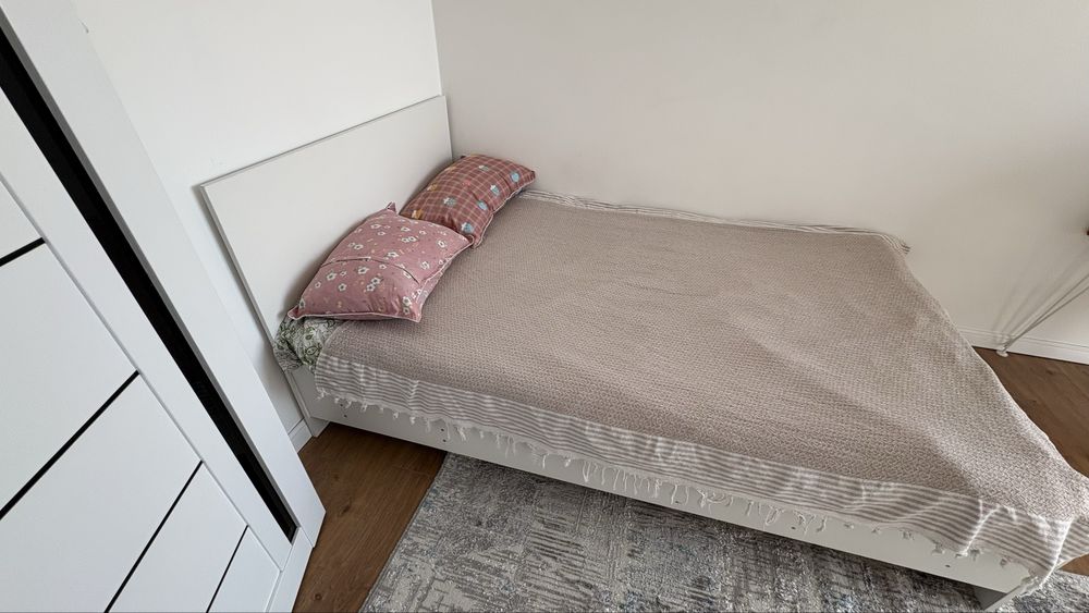 Кровать полуторка