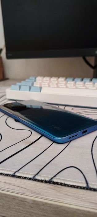 Продам телефон решит в хорошем состоянии