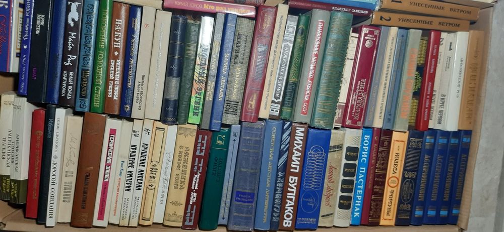 Продаются отличные книги в большом количестве. Китоблар сотилади
Энцик