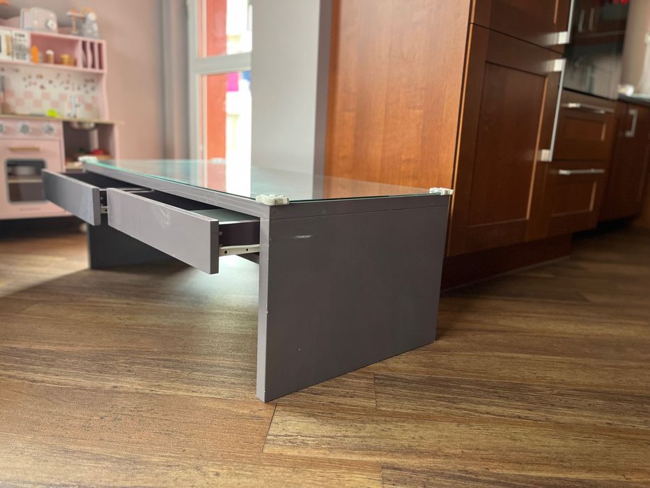 Стилна холна маса