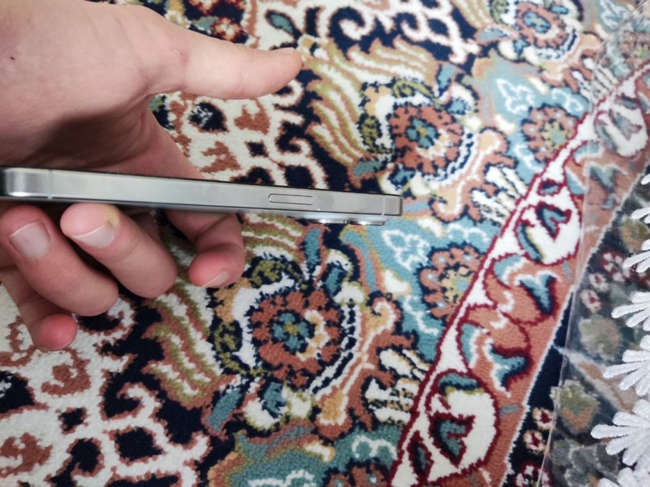 Айфон 15 про  ( обмен на 14 про Макс )