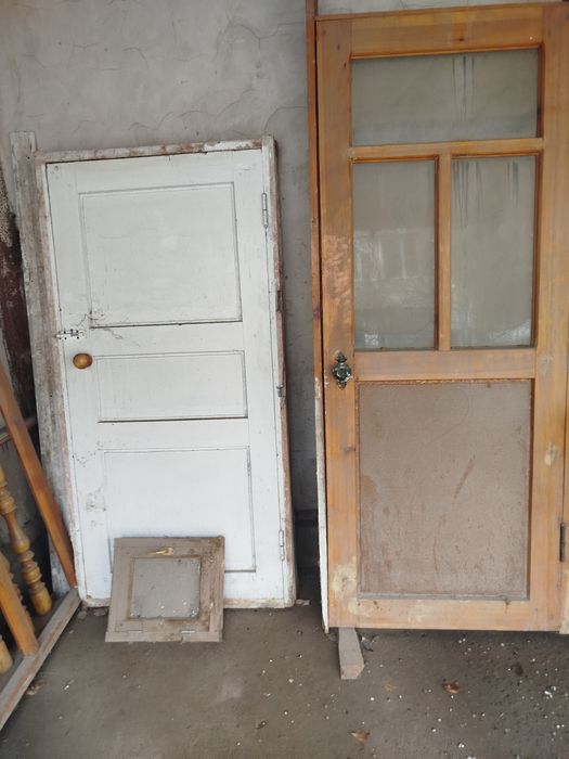 Тахта ешик сотилади 300минг