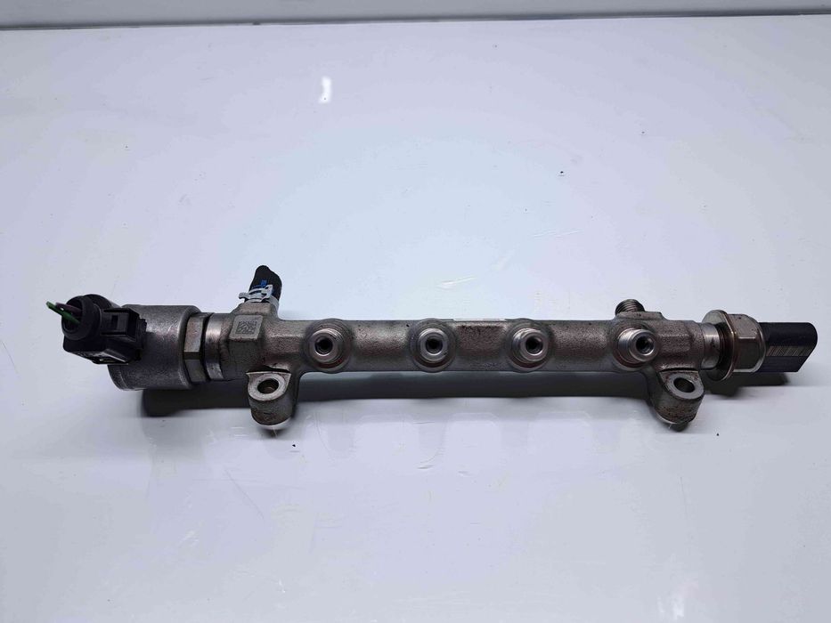 Rampa injectoare  AUDI A4 (8W2, B9) [Fabr 2015-prezent] 04L089G 1.6 TD