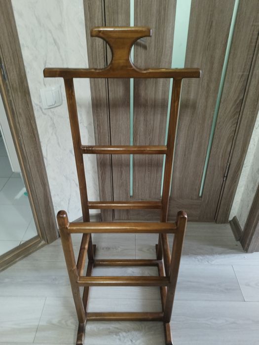 Продам напольный вешалка