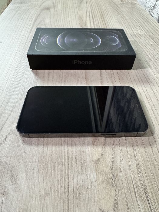 iPhone 12 Pro (128ГБ) space black