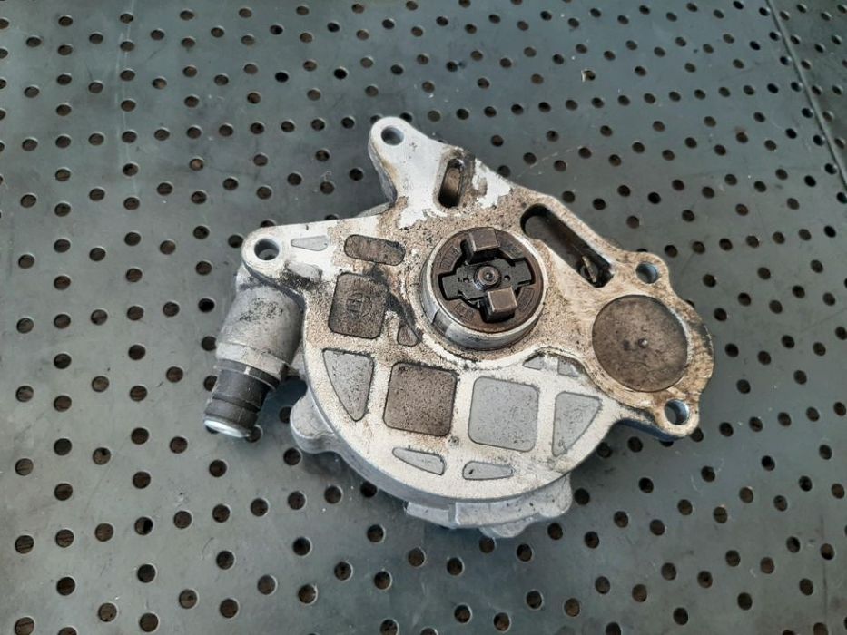 Pompa vacuum 2.0 tdi vw golf 6 audi a4 b8 audi a5 8t seat altea 5p 03l145100f