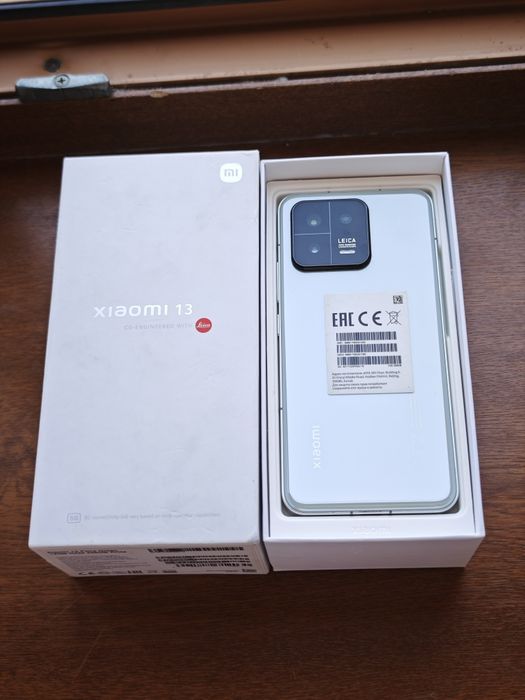 Xiaomi 13 256Gb идеальный