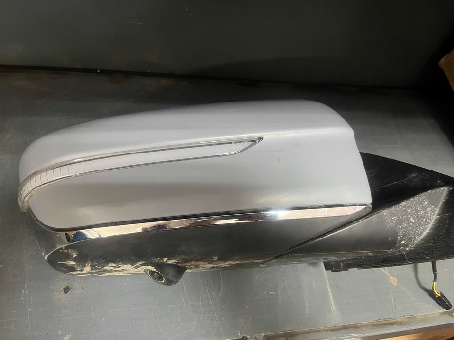 Правое зеркало JETOUR X70.