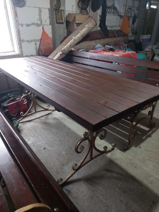 Masa si 4 bănci,lemn uscat masiv,set