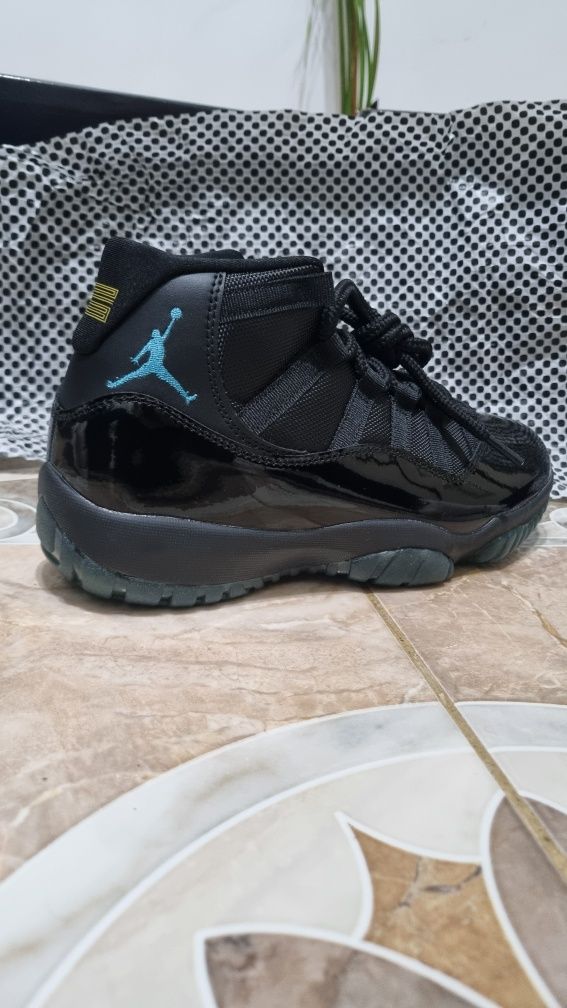 Air Jordan 11 Gamma Blue 42.5 Bucuresti Sectorul 1 OLX.ro