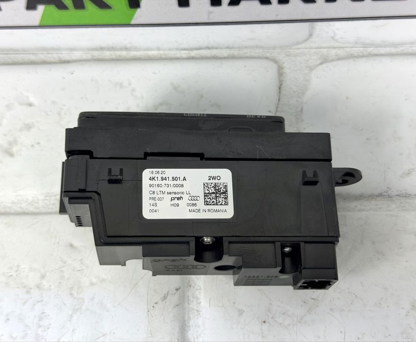 Бутон Ключ фарове AUDI 4K1941501A
