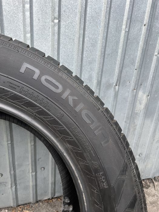 275.60.R20 NOKIAN