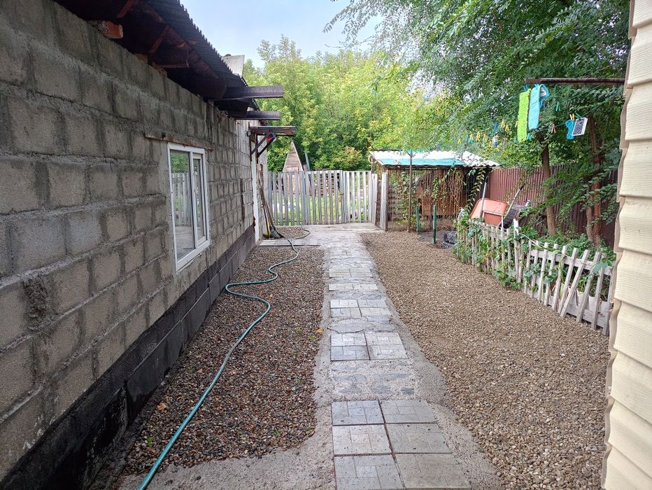 Дом в центре города.